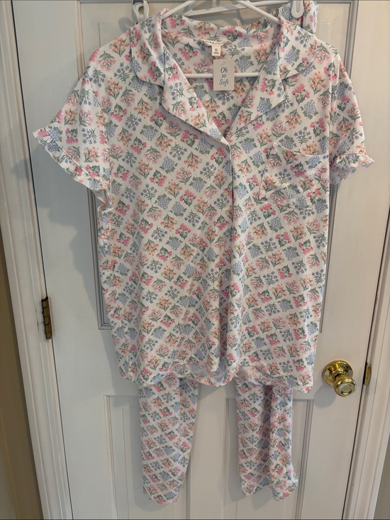Laura Ashley Other - Women's Laura Ashley floral Short-Sleeve Pajama Set — Pink & Blue xlarge bnwt